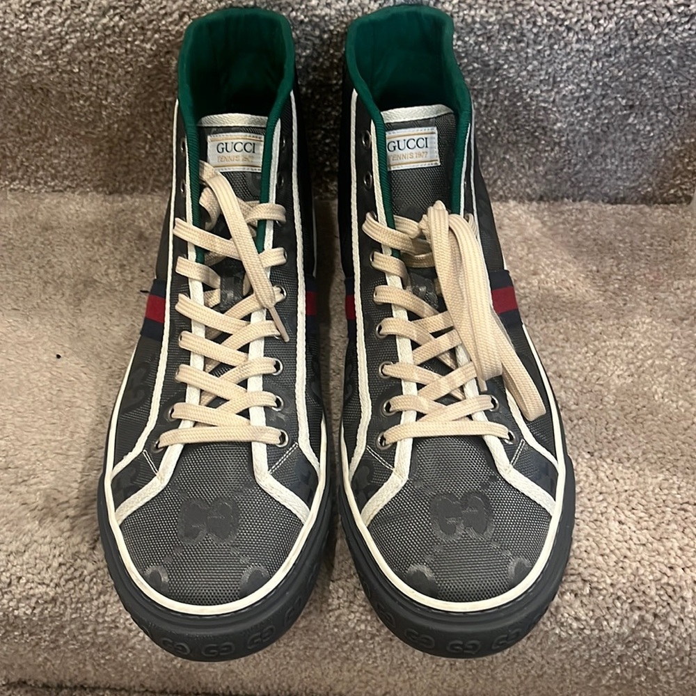 Gucci high top sneakers fresh worn once